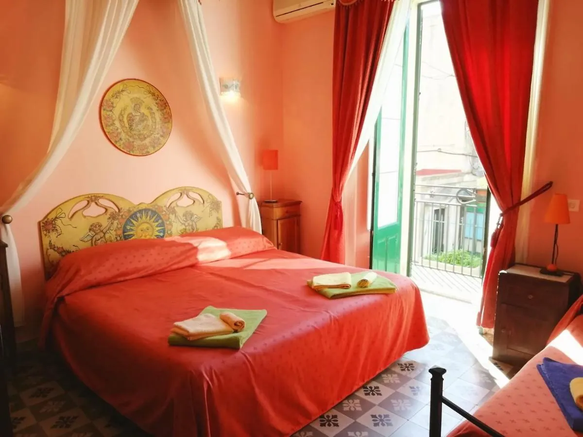 Villa Mabel تاورمينا 0*,  إيطاليا