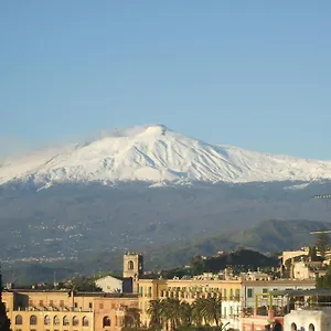 villa-paradiso-taormina.taorminaitalyhotels.com/